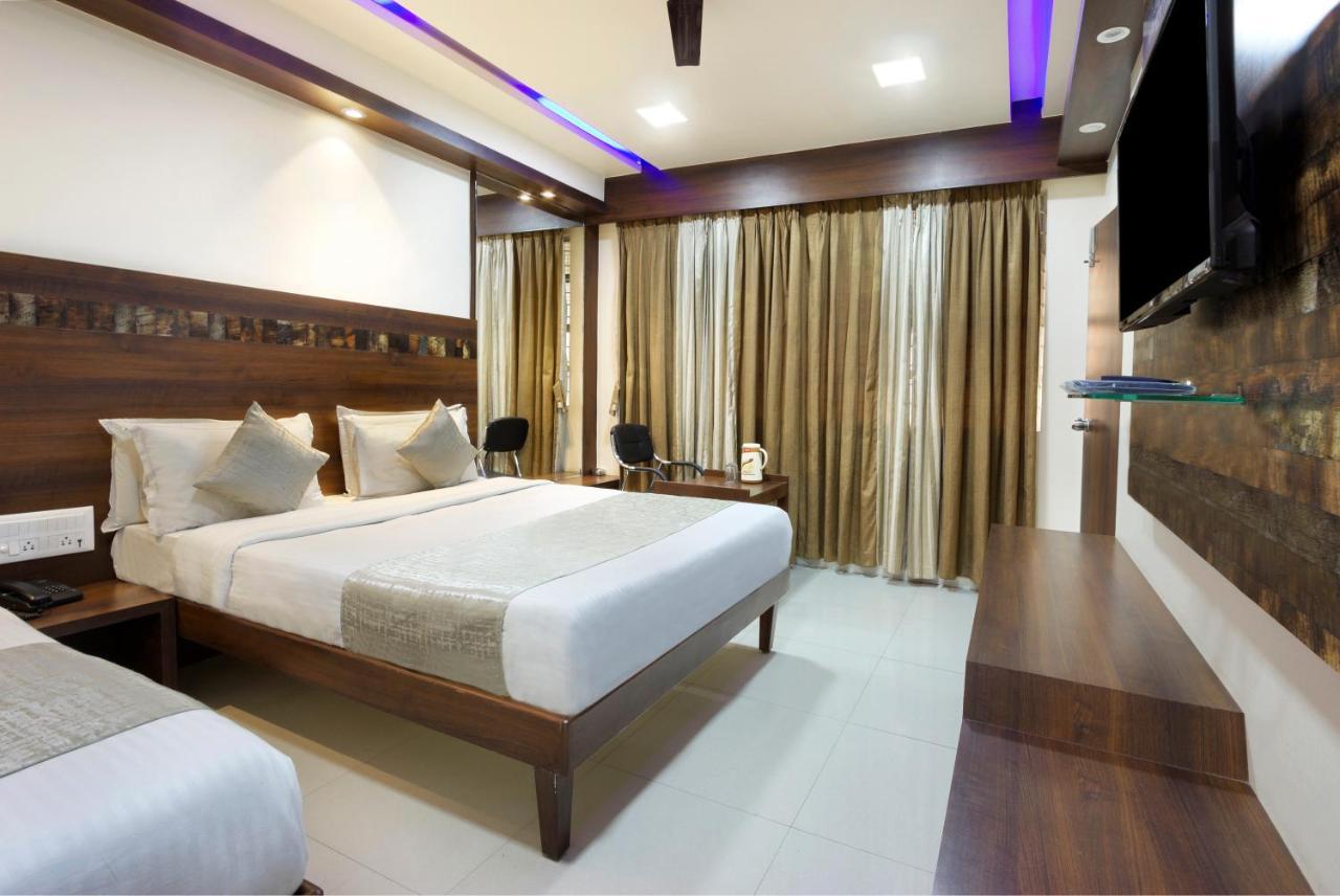 Mannars Deluxe Lodge Májszúr Kültér fotó